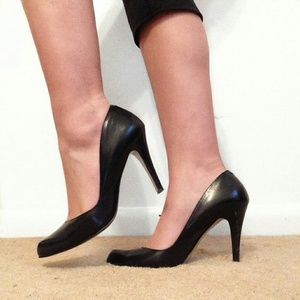 ●●SOLD!!!●● Nine West High Heels Pumps